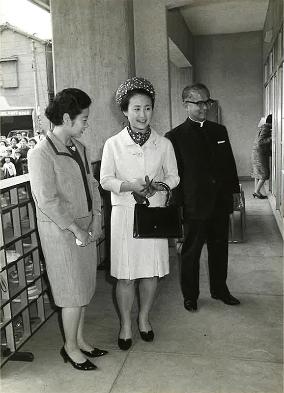 常陸宮妃殿下 母子寮ご視察（1968年）