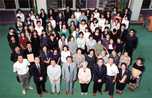 創立記念役職員研修会（2005年）